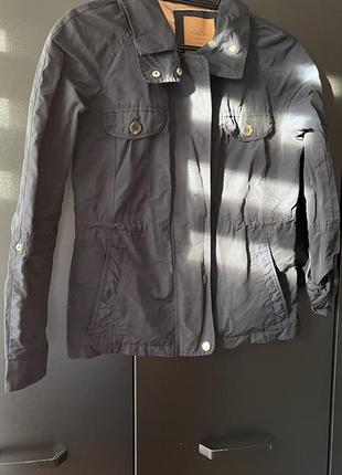 Куртка massimo dutti  розміру s