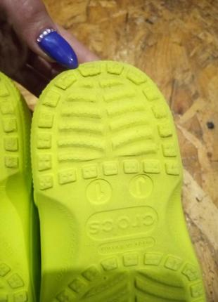Шлепанцы crocs j1 9