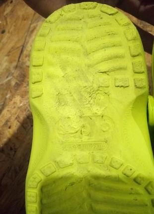 Шлепанцы crocs j1 8