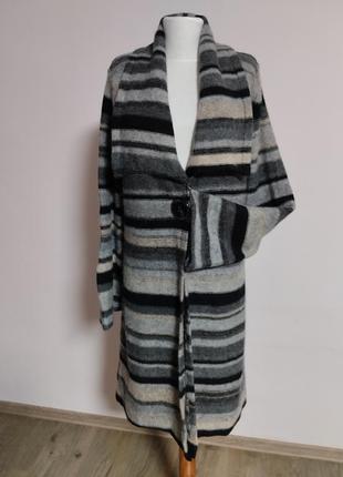 Вязаное шерстяное пальто5 фото