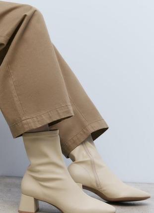 Женские сапоги zara<unk> сапоги осенние