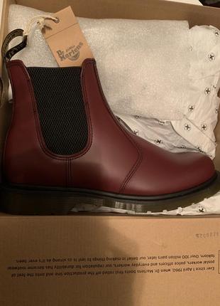 Ботинки челси chelsea dr. martens 2976 art 11853600 cherry red smooth оригинал мартенсы original