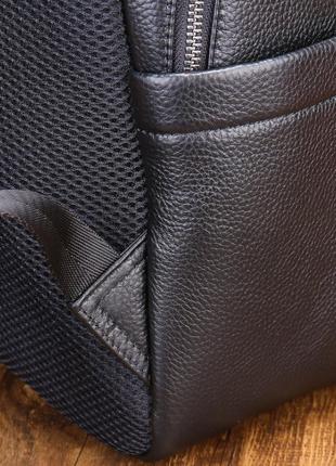 Кожаный городской мужской рюкзак с тиснением в клетку черный большой ранец из натуральной кожи качественный6 фото