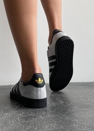 Кроссовки adidas gazelle