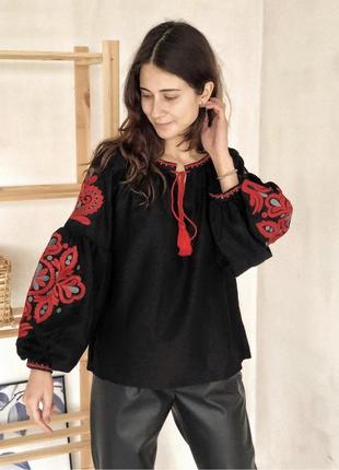 Рубашка вышиванка с объемными рукавами и завязками