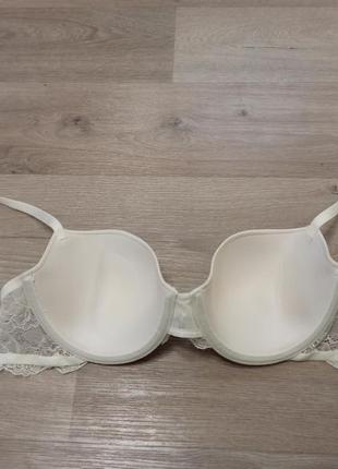 Бюстгальтер 65 с-d