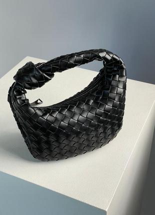 Женская сумка в черном цвете bottega veneta  хобо мягкая кожаная премиум ботега6 фото