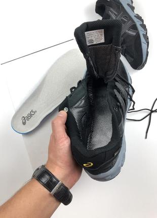 Кроссовки asics 6