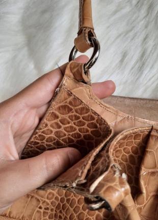 Яскрава шикарна шкіряна італійська сумка кроко8 фото
