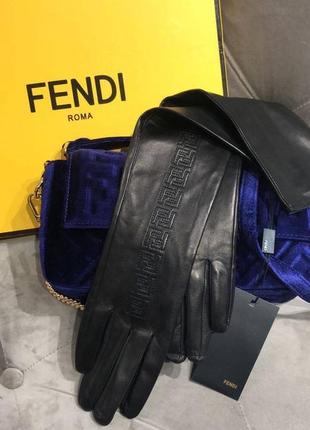 Брендовые перчатки fendi размер 6,5 (s)