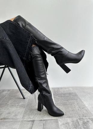 Ботфорти жіночі