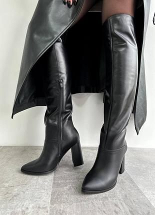 Ботфорти жіночі