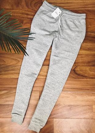 Clockhouse slim jogger нові фірмові спортивні штани джоггери треніки з начьосом