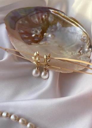 Колье из натуральных жемчужин