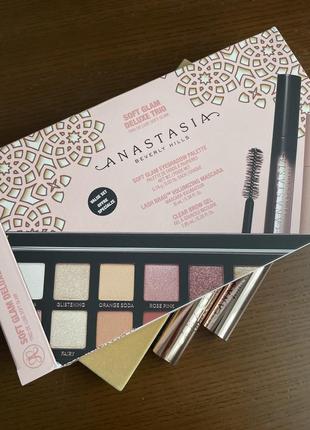 Anastasia beverly hills soft glam deluxe trio3 фото