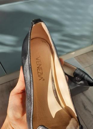 Туфли черные, 38 размер, фирмы "venezia"8 фото