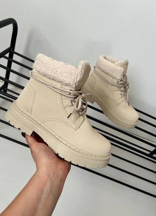 Женские бежевые із зі штучної шкіряні из искусственной кожи кожаные осенние весенние зимние осінні весняні зимові