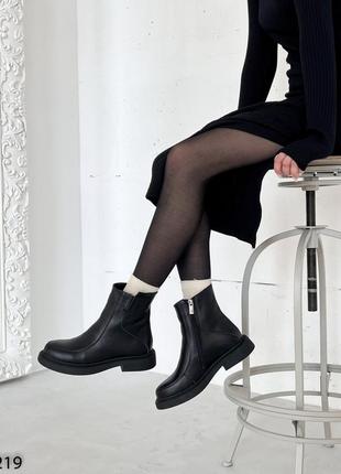 Зручні жіночі зимові черевики1 фото