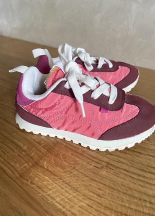 Кроссовки на девочку zara saucony1 фото