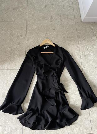 Черное платье на запах2 фото
