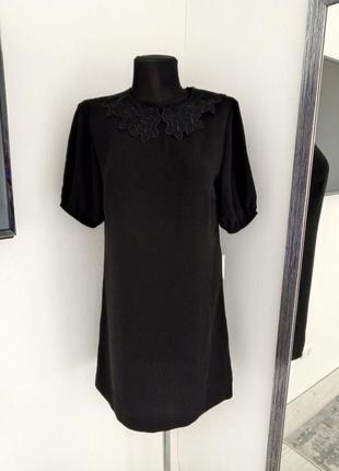 Черное платье с воротничком george