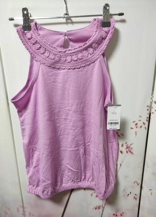 Майка с кружевом.