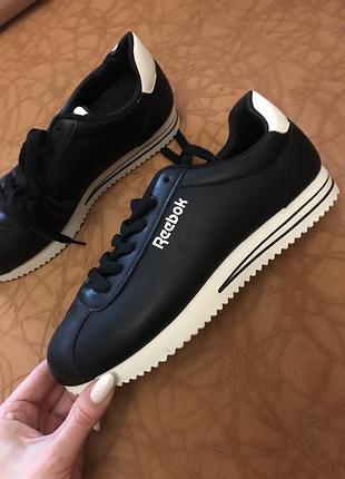 Кросівки жіночі 36 розмір