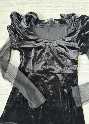 Велюровое платье с прозрачными рукавами3 фото
