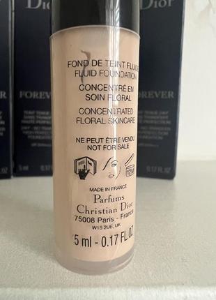 Тональна основа dior forever