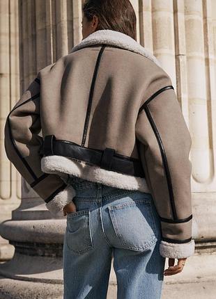 Джинсы high-waist boot-cut от zara2 фото