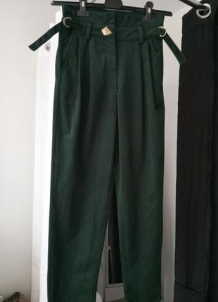 Повседневные женские штаны.