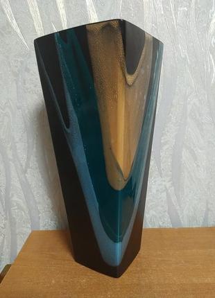 Керамическая интерьерная ваза.