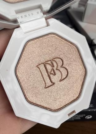 Хайлайтер fenty beauty by rihanna killawatt freestyle highlighter enlumineur libre1 фото