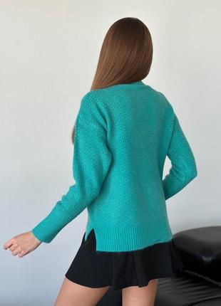 Агнровый свободный свитер бирюзового цвета3 фото