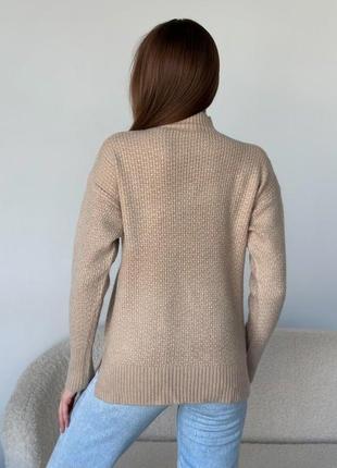 Агнровый свободный свитер темно-бежевого цвета3 фото