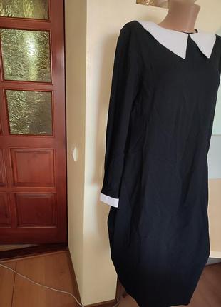 Элегантное черное платье ноутбук с белым воротом и манжетами2 фото