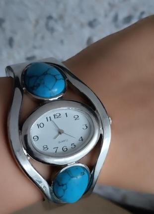 Женские часы браслет в серебряном тоне с бирюзой4 фото