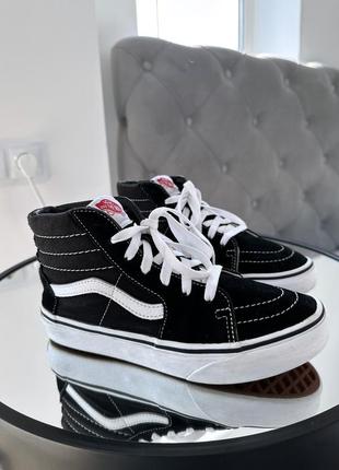 Крутые популярные кеды vans old school