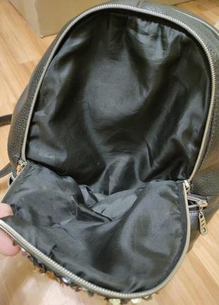 Черный мини-рюкзак с пайетками блестками4 фото