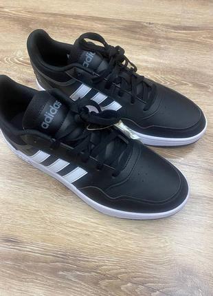Аdidas. чоловічі, чорні кросівки на 30.5
