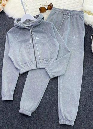 Спортивний костюм найк  nike кофта зіппер на блискавці укорочена штани вільні комплект білий блакитний рожевий сірий чорний на флісі теплий