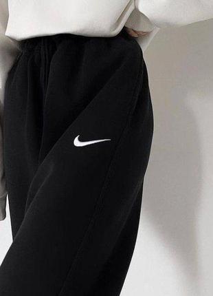 Спортивные штаны найк nike оверсайз джоггеры серые черные графитовые свободные на флисе теплые зимние трендовые стильные4 фото