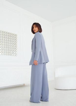 Костюм тройка жилетка на подкладке, пиджак, брюки