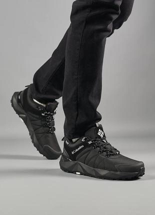 Шикарні чоловічі кросівки "columbia facet low trinsulate black white termo winter"8 фото
