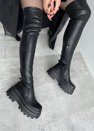Новые ботфорты женские демисезонные кожаные черные/молочные на платформе 36, 37, 38, 39, 407 фото