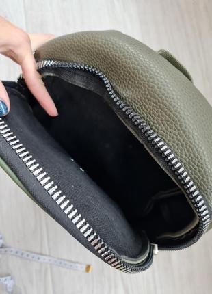 Стильный рюкзак из экокожи хаки зеленый10 фото