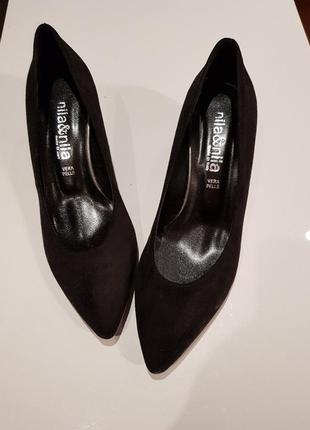 Туфли черного цвета на квадратном каблуке nila&nila италия2 фото