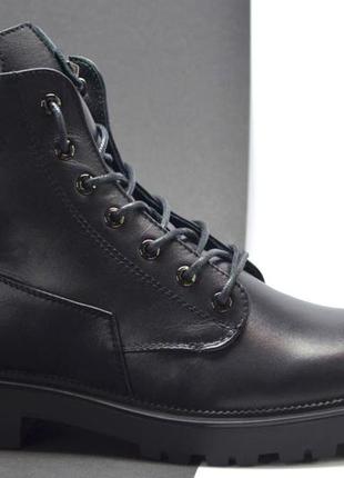 Женские модные зимние кожаные ботинки черные corso vito 0226890297 фото