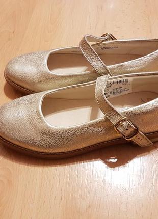 Шкіряні туфлі clarks drew gold sky