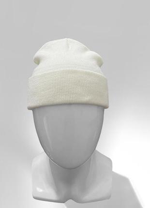 Теплая, удобная шапка classic winter beanie